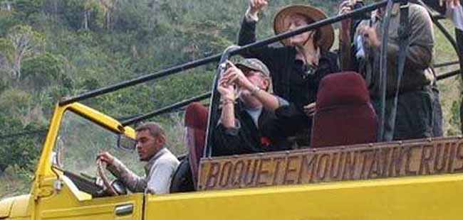 Cloud Forest & Coffee Jeep Safari