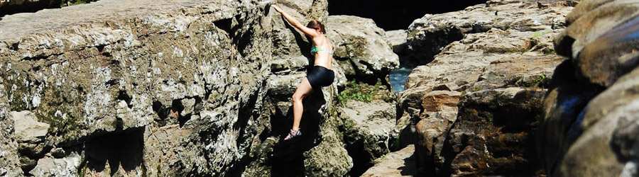 Deep Water Solo Bouldering 7