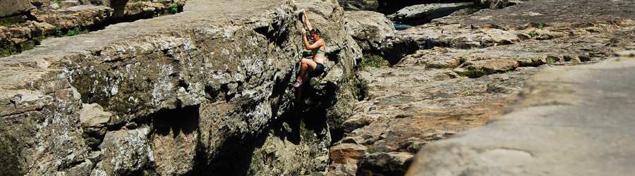 Deep Water Solo Bouldering 8